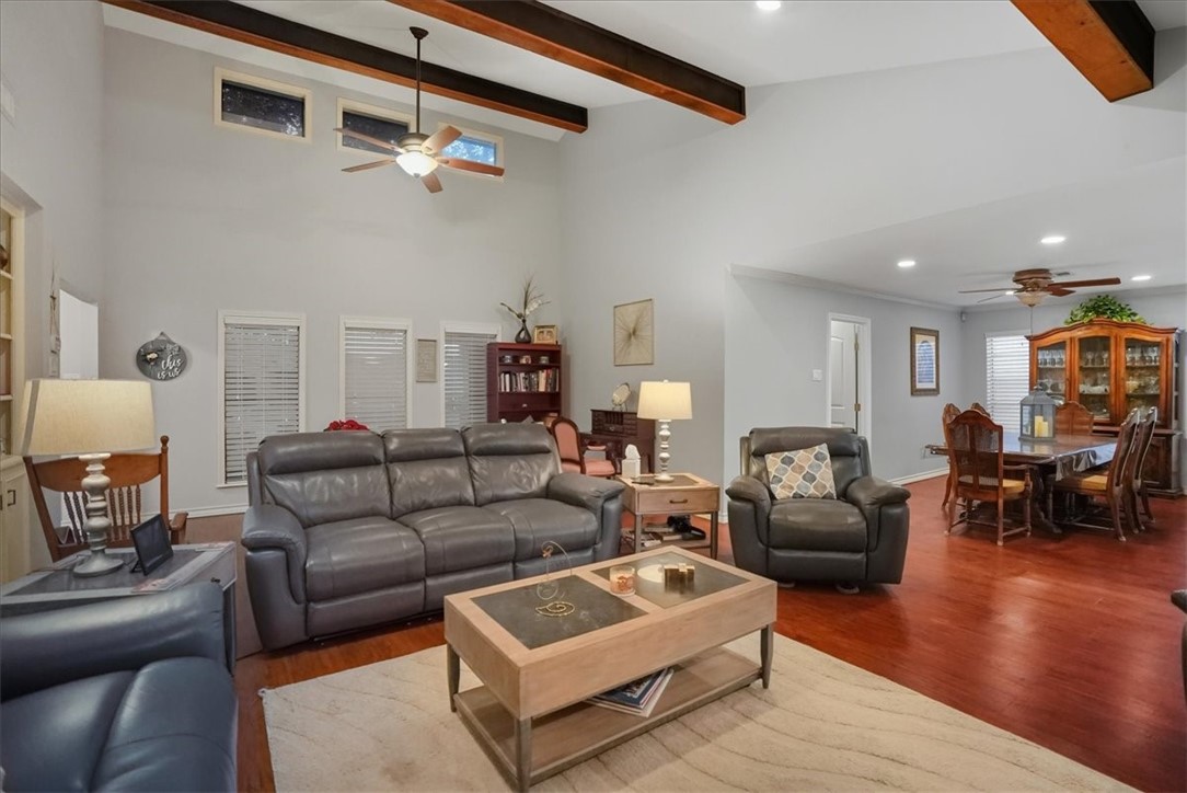 4218 Beard Drive Corpus Christi, TX 78413 - Photo 7 of 31 a living room with furniture and a large window