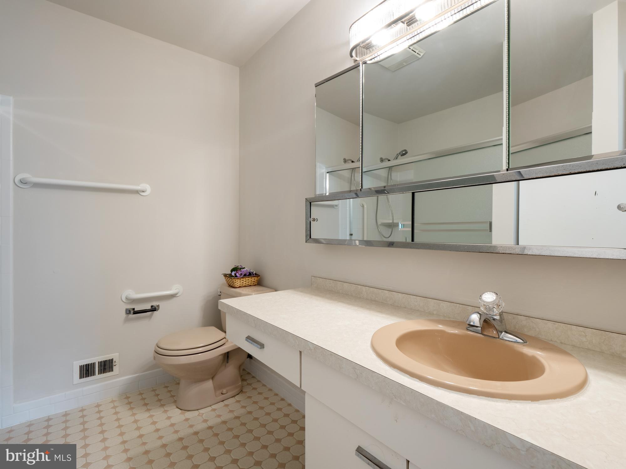 2102 Bucknell Terrace, Unit 42 Silver Spring, MD 20902 - Photo 20 of 28 Gallery Image 20