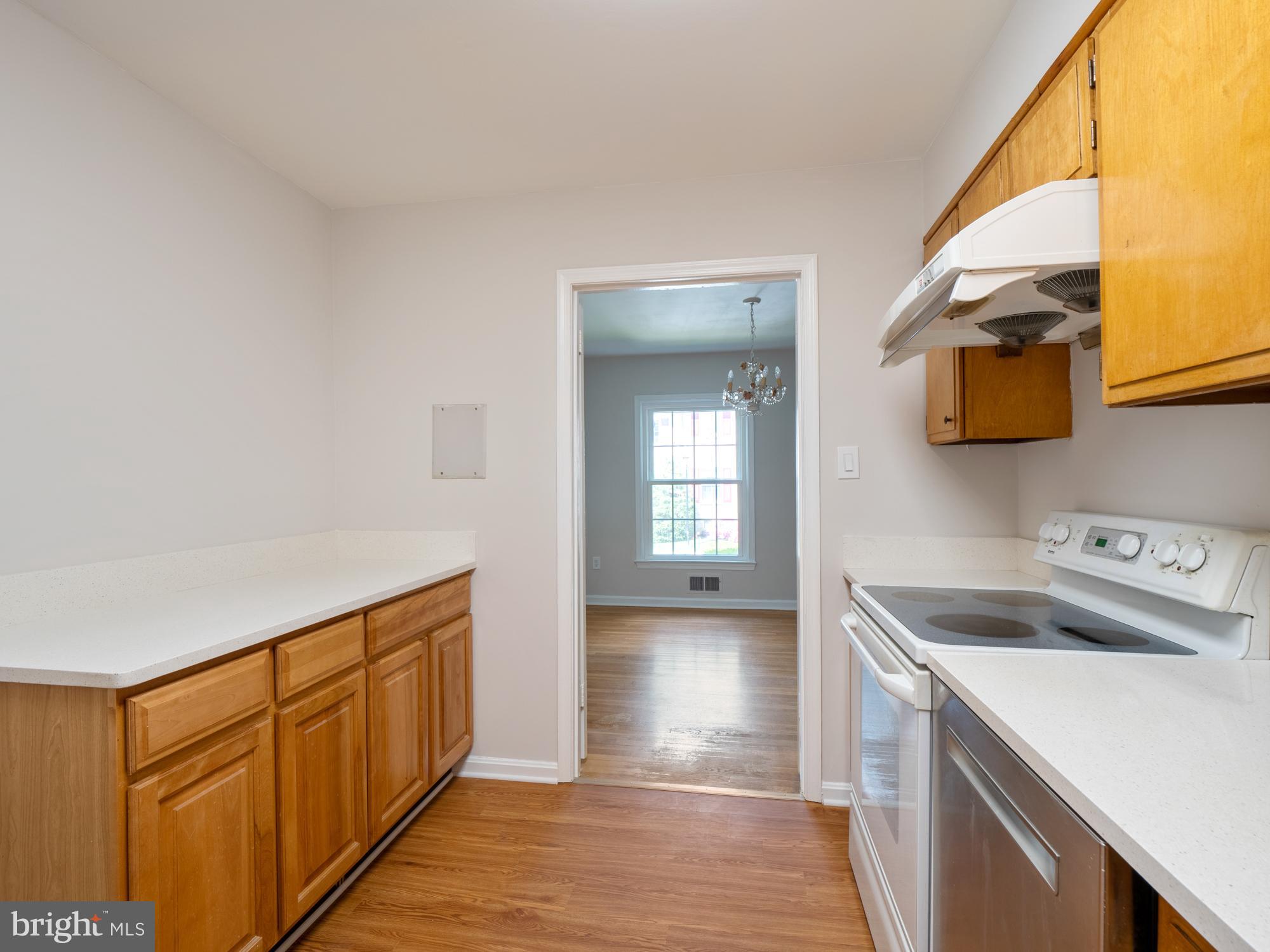 2102 Bucknell Terrace, Unit 42 Silver Spring, MD 20902 - Photo 5 of 28 Gallery Image 5