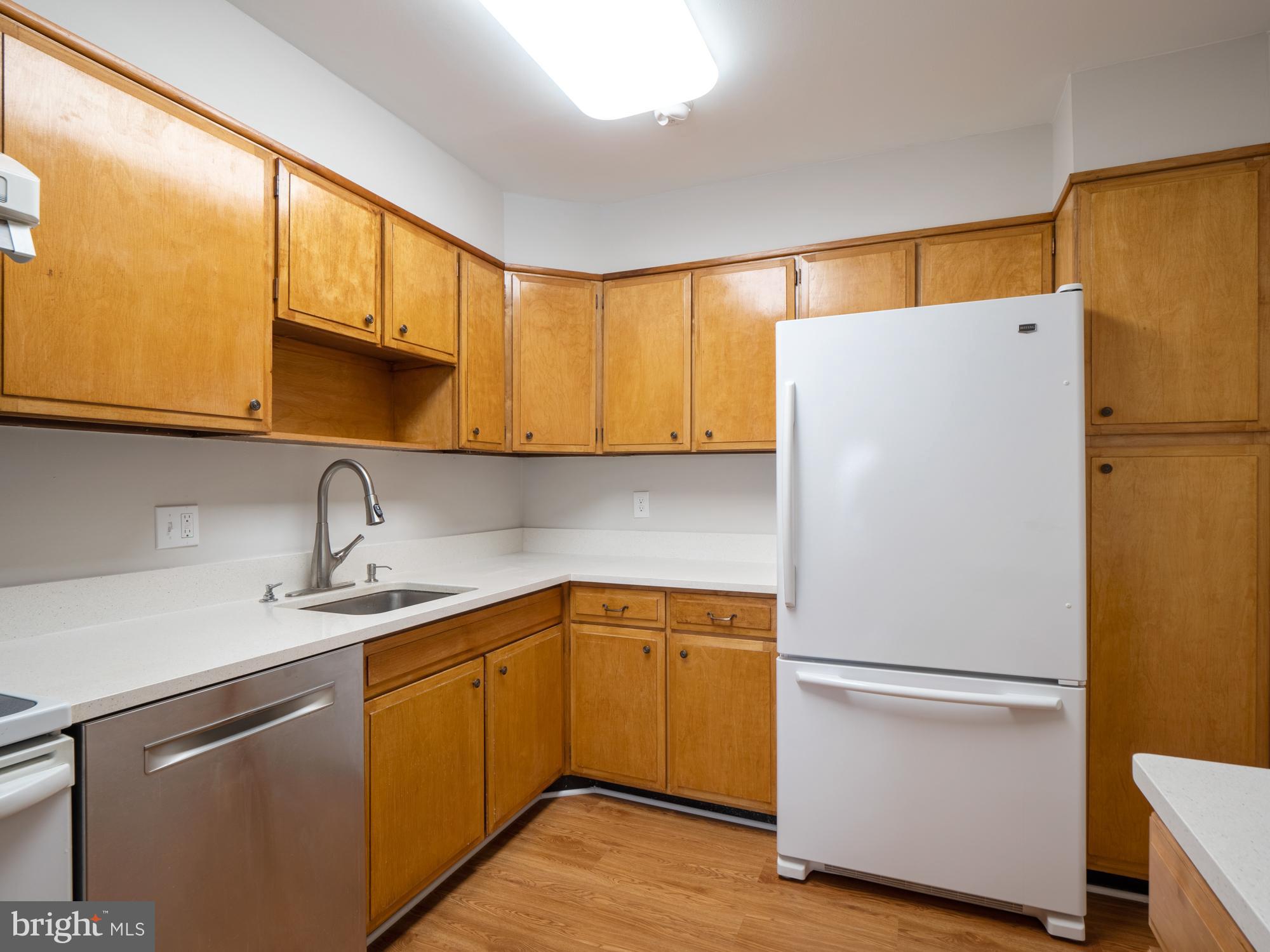 2102 Bucknell Terrace, Unit 42 Silver Spring, MD 20902 - Photo 9 of 28 Gallery Image 9