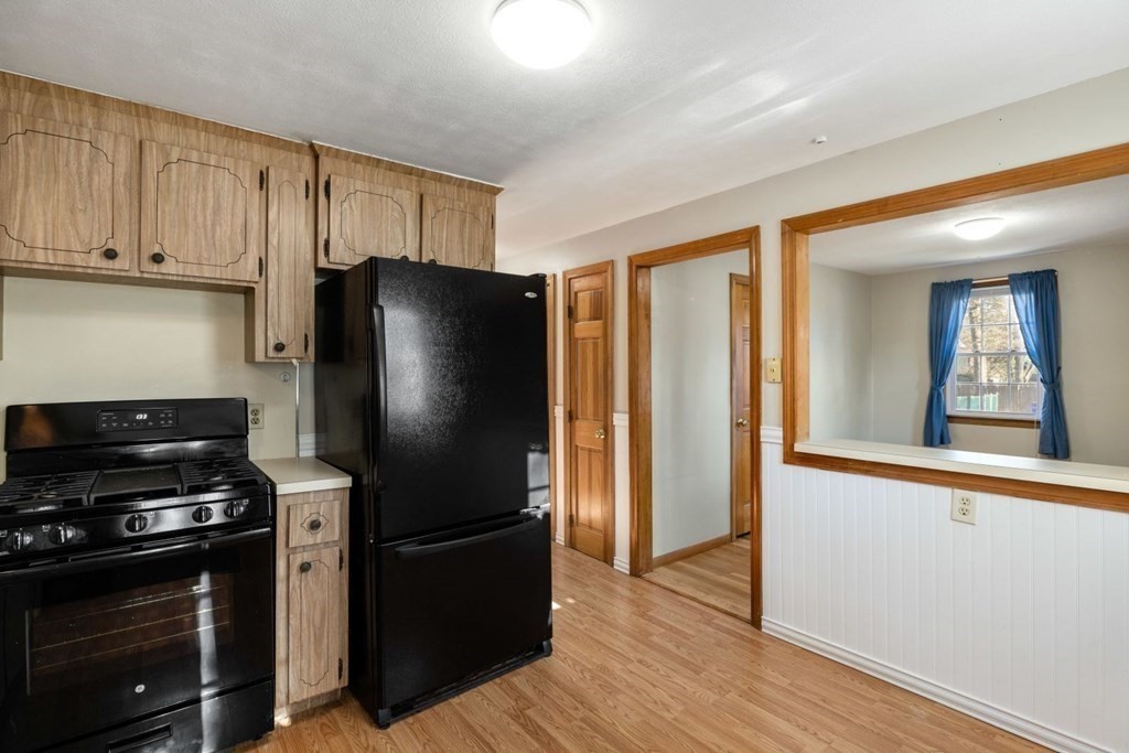 15 Hawthorne Road Holbrook, MA 02343 - Photo 4 of 24 Gallery Image 4