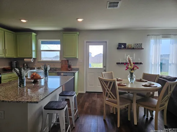 $1,700 | 535 Wild Olive Trail, San Antonio, TX 78256