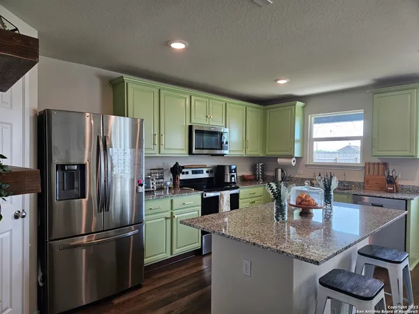 $1,700 | 535 Wild Olive Trail, San Antonio, TX 78256