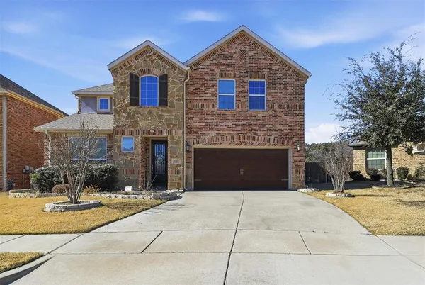 $2,999 | 1002 Payton Lane, Euless, TX 76040