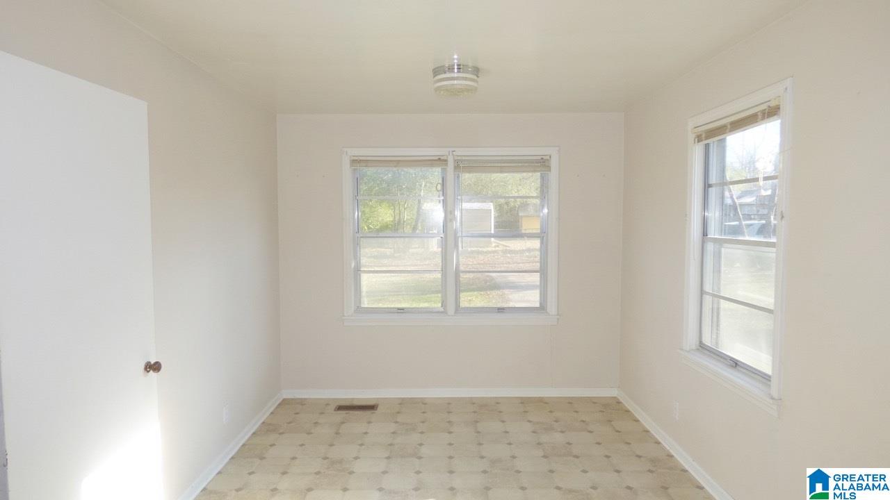 106 Midfield Avenue Bessemer, AL 35023 - Photo 6 of 15