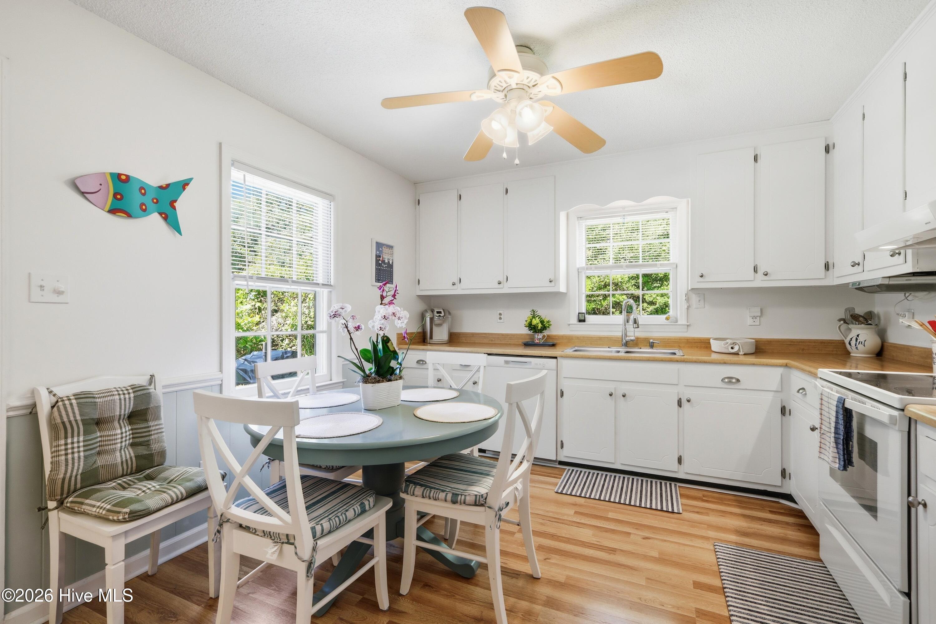 105 Straits Haven Road Beaufort, NC 28516 - Photo 7 of 38