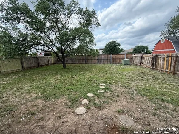 $1,925 | 8215 Donley Pond, San Antonio, TX 78254