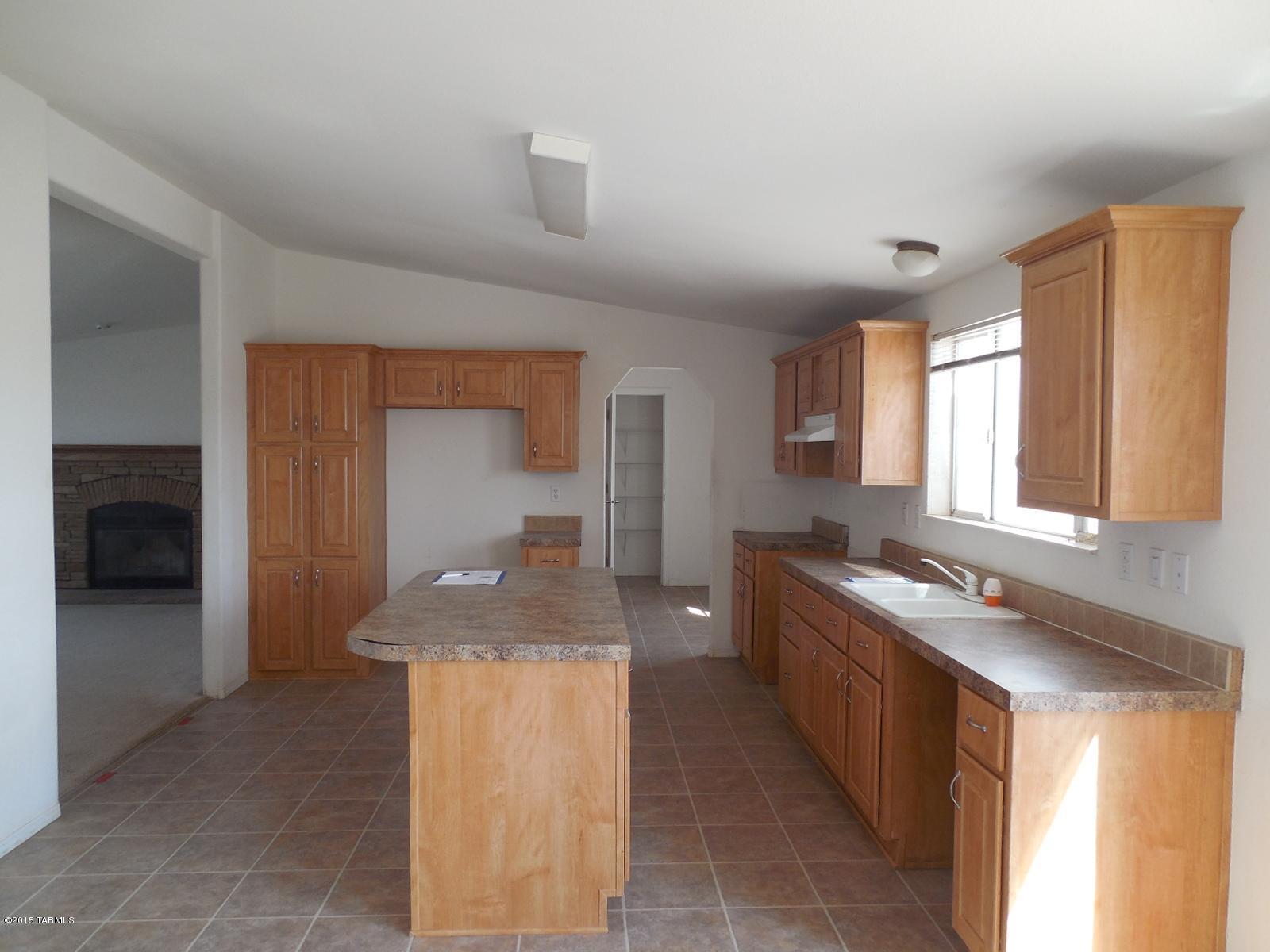 8180 South Marstellar Road Tucson, AZ 85736 - Photo 11 of 33 Gallery Image 11