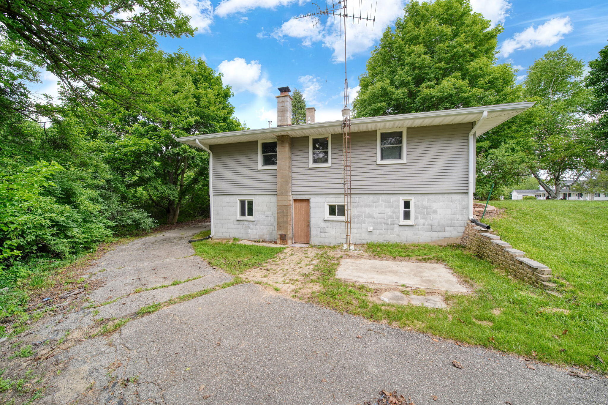 3930 Hoyer Road Jackson, MI 49201 - Photo 29 of 53 28
