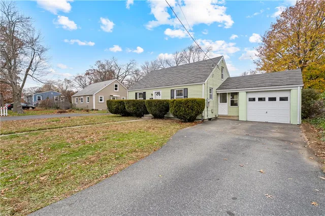 $409,900 | 396 Elm Street, Warwick, RI 02888