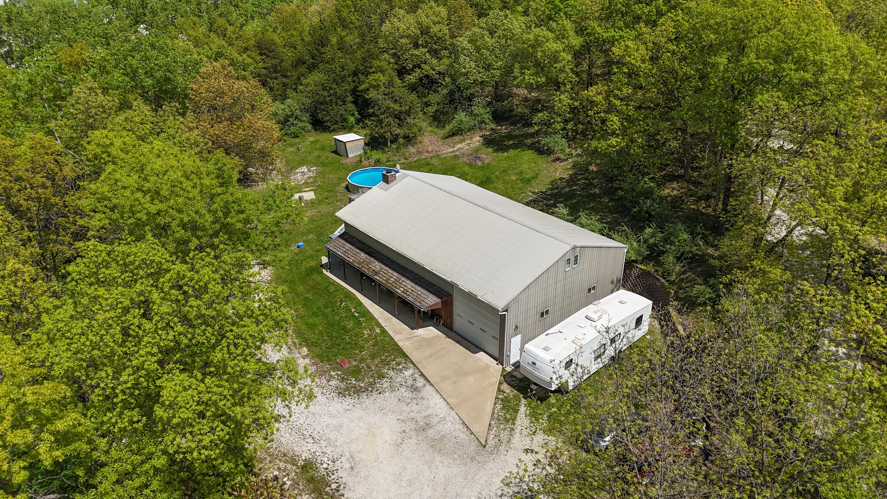 1329 Bowzer Road Macon, MO 63552 - Photo 1 of 1 Aerial