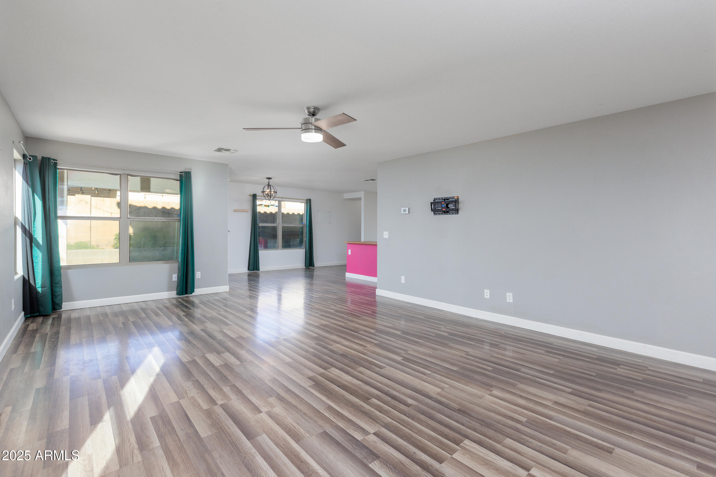 3273 South Chaparral Road Apache Junction, AZ 85119 - Photo 7 of 47 Greatroom