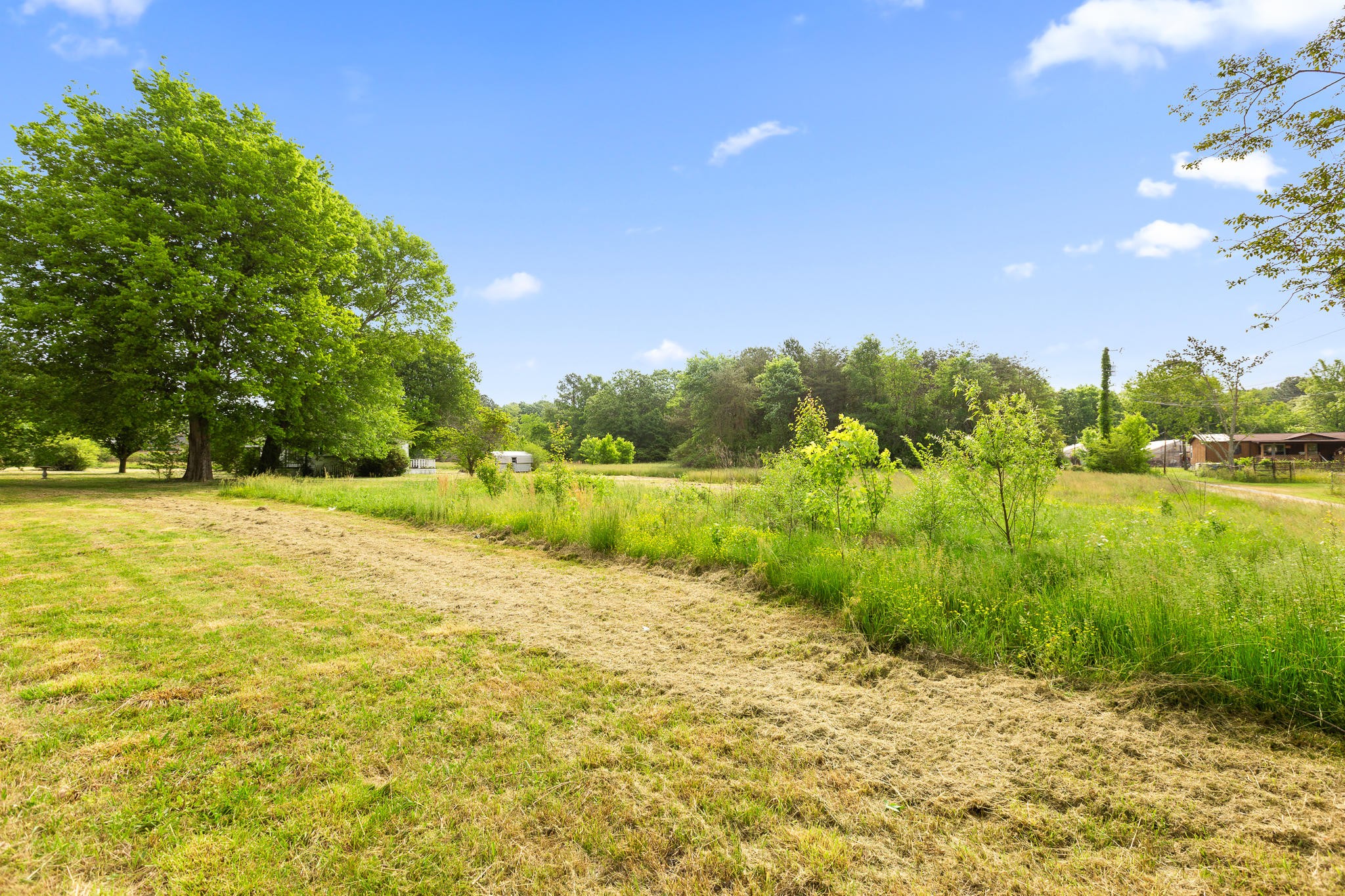 8016 Hale Road Hixson, TN 37343 - Photo 7 of 14 Gallery Image 7