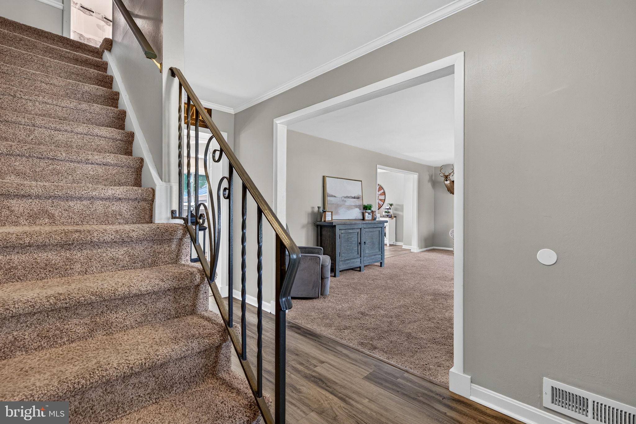 122 Woodbridge Road Marlton, NJ 08053 - Photo 4 of 43