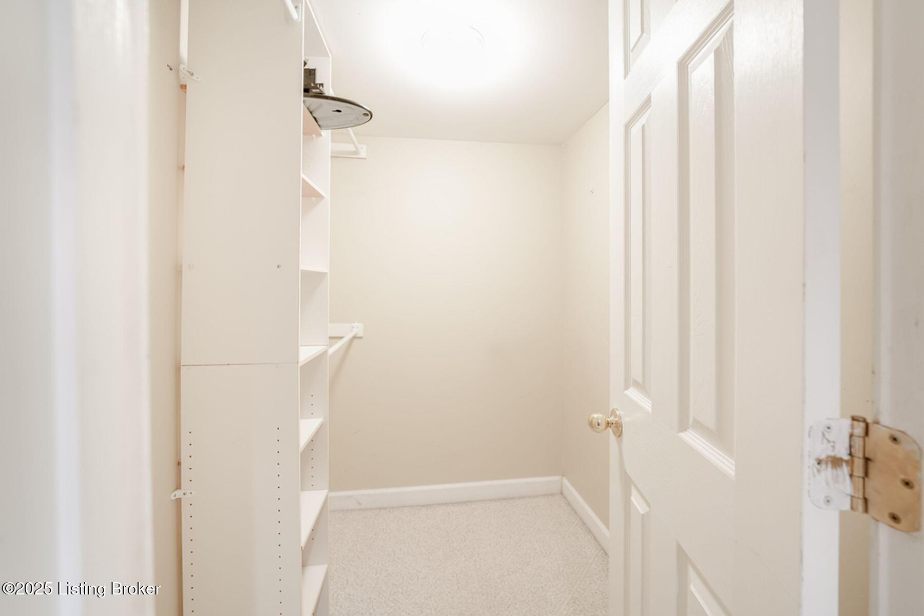 500 Moser Road Louisville, KY 40223 - Photo 55 of 62 photo_online_052