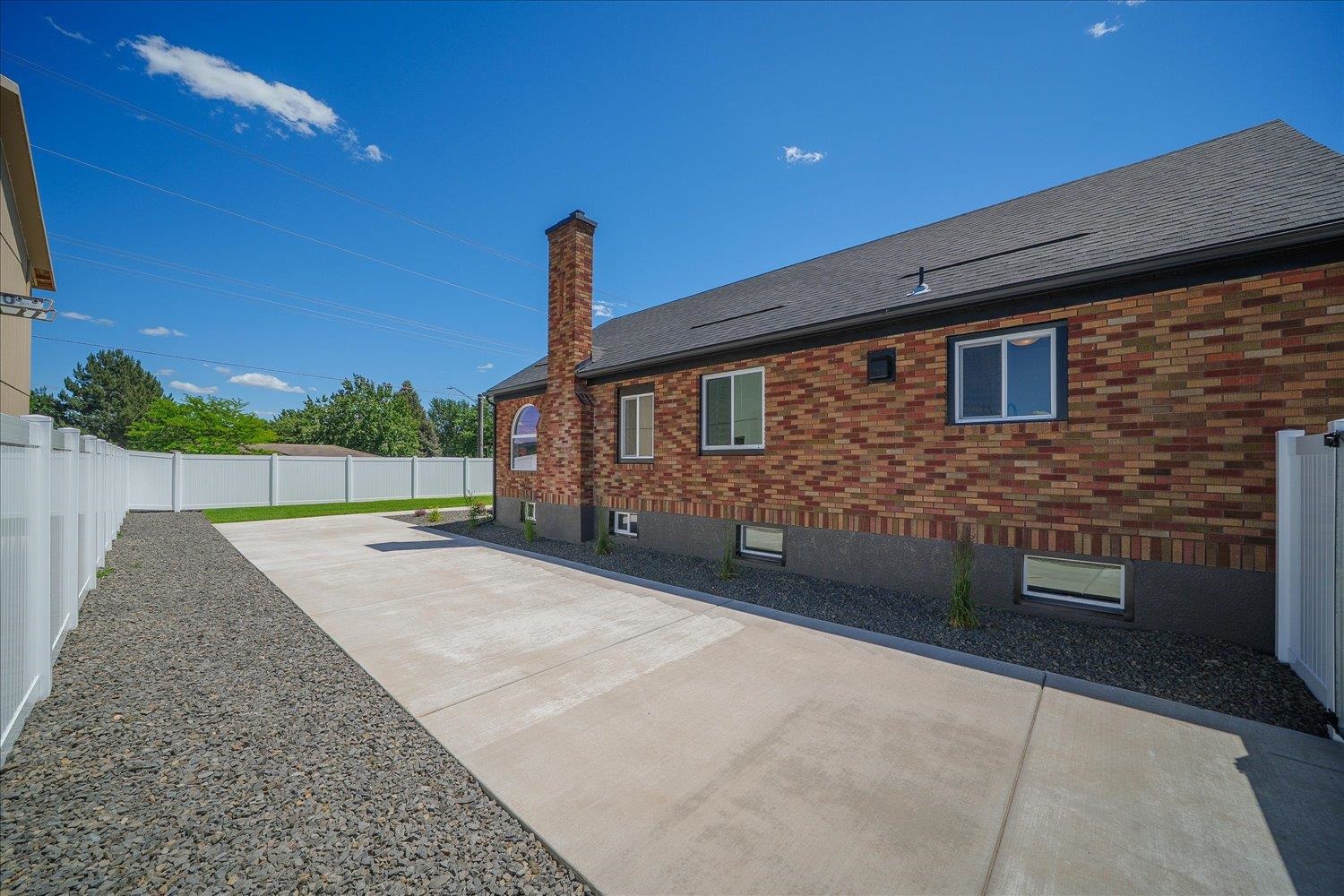 1005 South Century Road Spokane Valley, WA 99037 - Photo 33 of 44