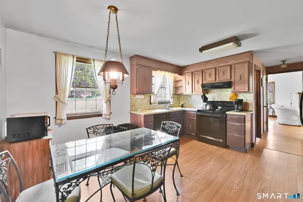 $475,000 | 152 Ox Yoke Drive, Wethersfield, CT 06109