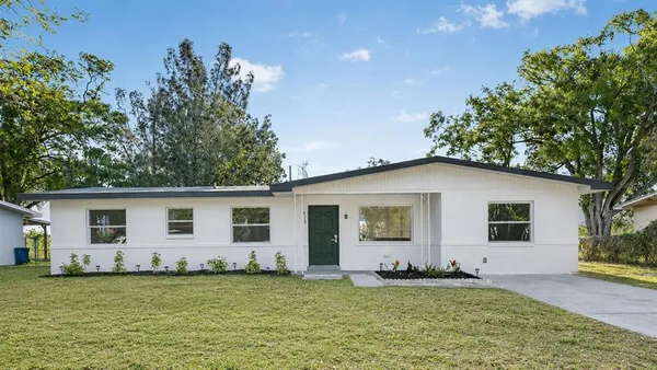 $324,900 | 413 Country Club Drive, Oldsmar, FL 34677