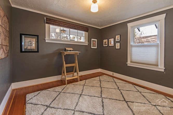 1668 Northwest Awbrey Road Bend, OR 97703 - Photo 13 of 23 Gallery Image 13