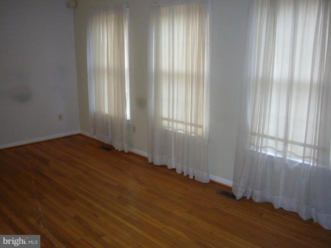 11707 Saddlerock Road Silver Spring, MD 20902 - Photo 5 of 7 Living Room #2