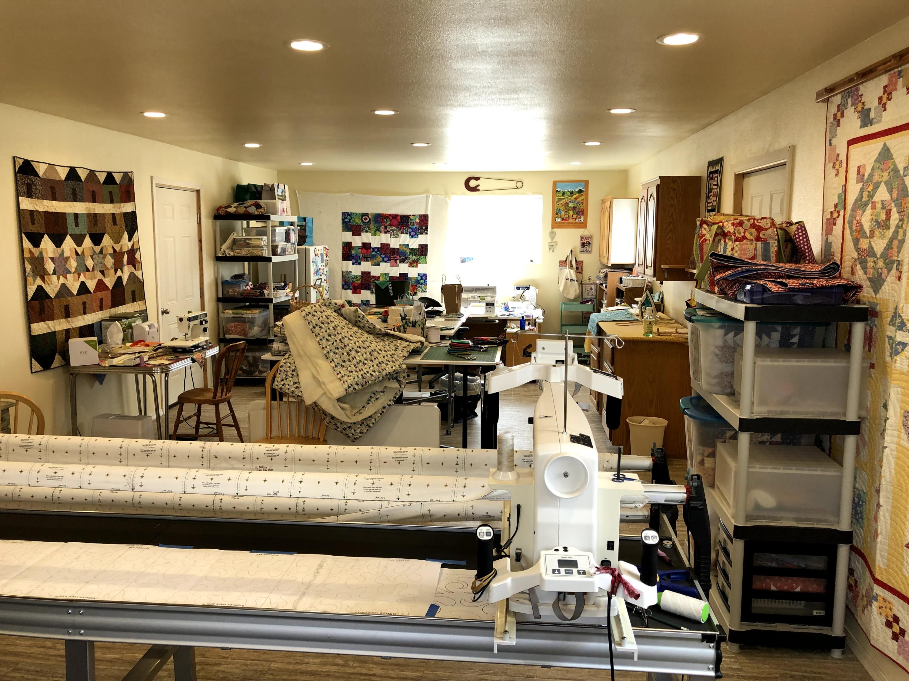 9263 Southwest Copley Road Powell Butte, OR 97753 - Photo 32 of 37 Quilt and Craft Room