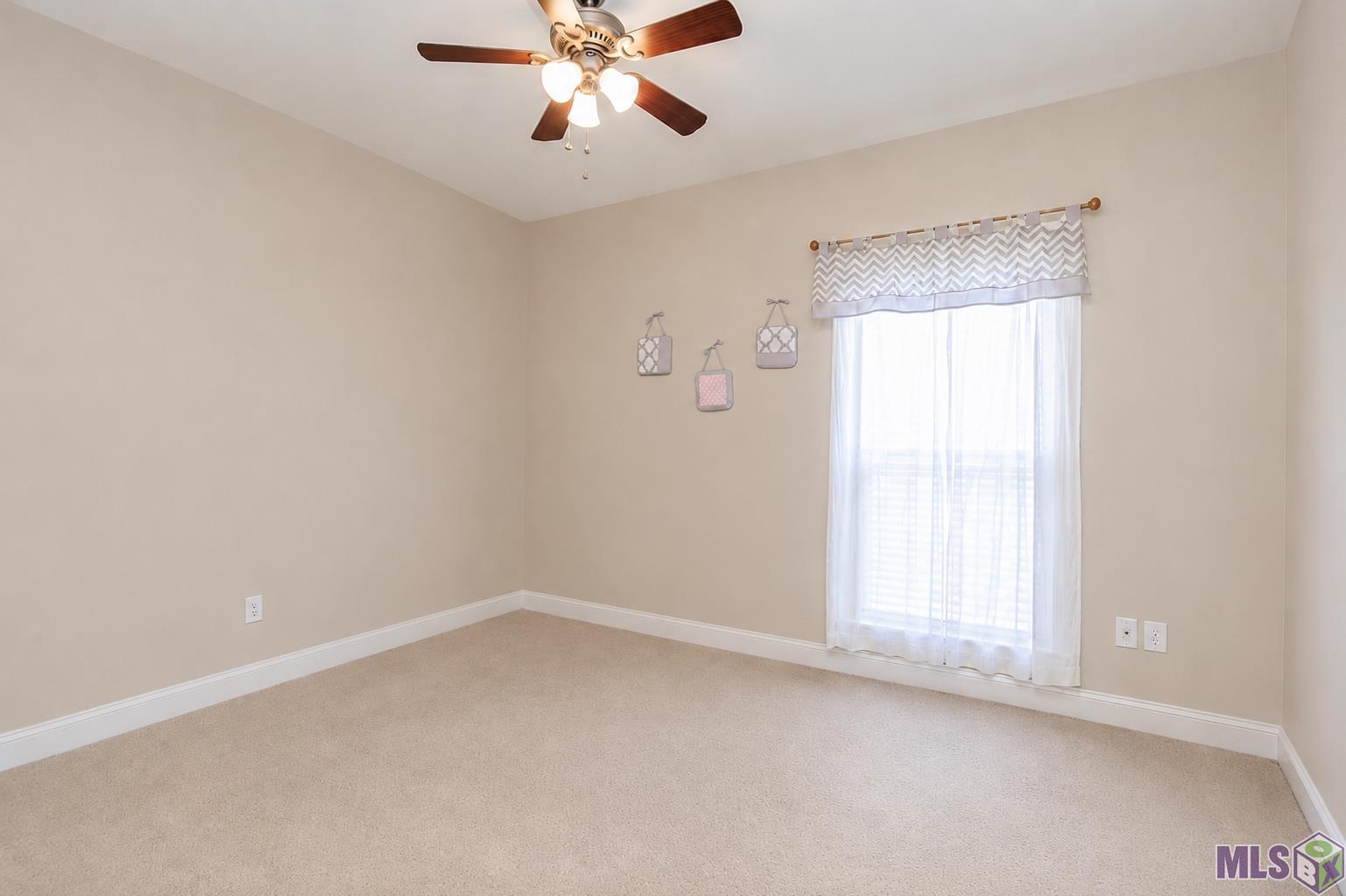 10743 Hillbrook Avenue Baton Rouge, LA 70810 - Photo 15 of 27