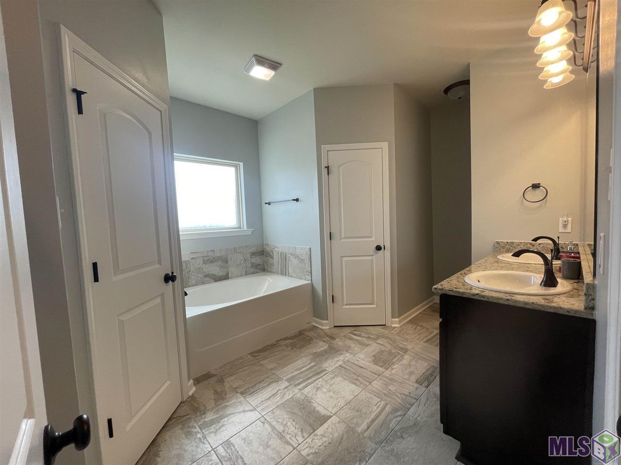 141 Cesare Drive Thibodaux, LA 70301 - Photo 9 of 17