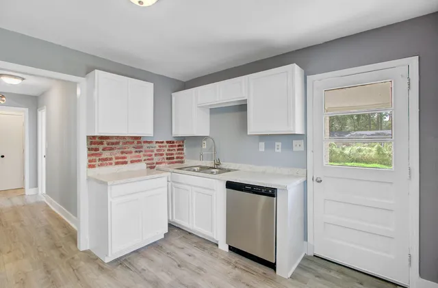 $270,000 | 140 Weeks Avenue, Goose Creek, SC 29445