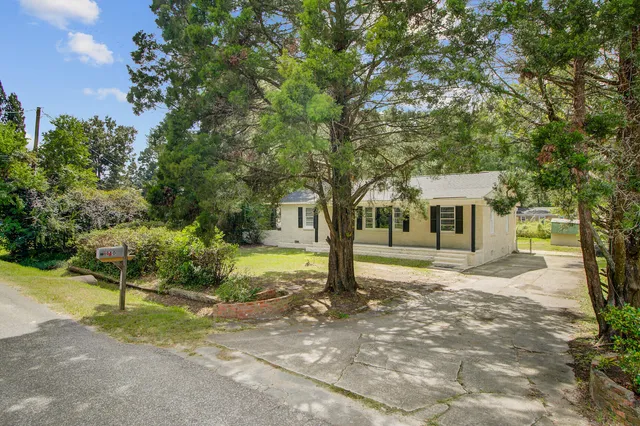 $270,000 | 140 Weeks Avenue, Goose Creek, SC 29445