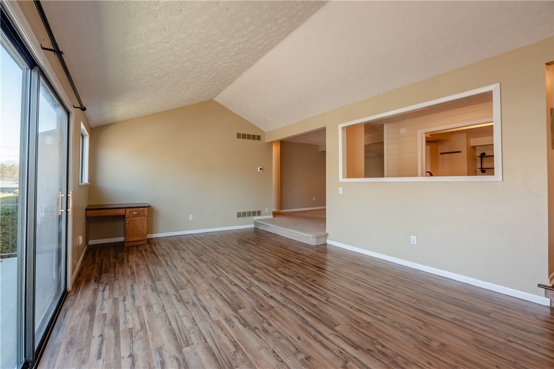 9 High Gate Trail, Unit 7 Perinton, NY 14450 - Photo 18 of 32