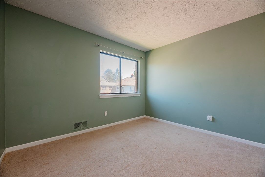 9 High Gate Trail, Unit 7 Perinton, NY 14450 - Photo 22 of 32