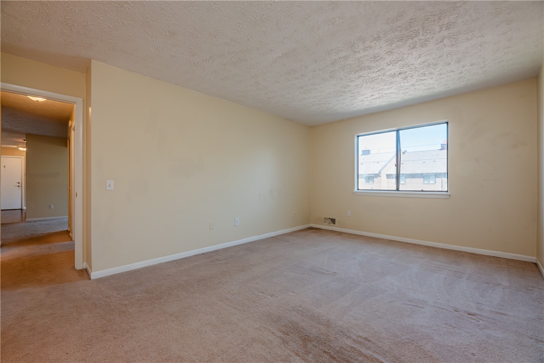 9 High Gate Trail, Unit 7 Perinton, NY 14450 - Photo 28 of 32