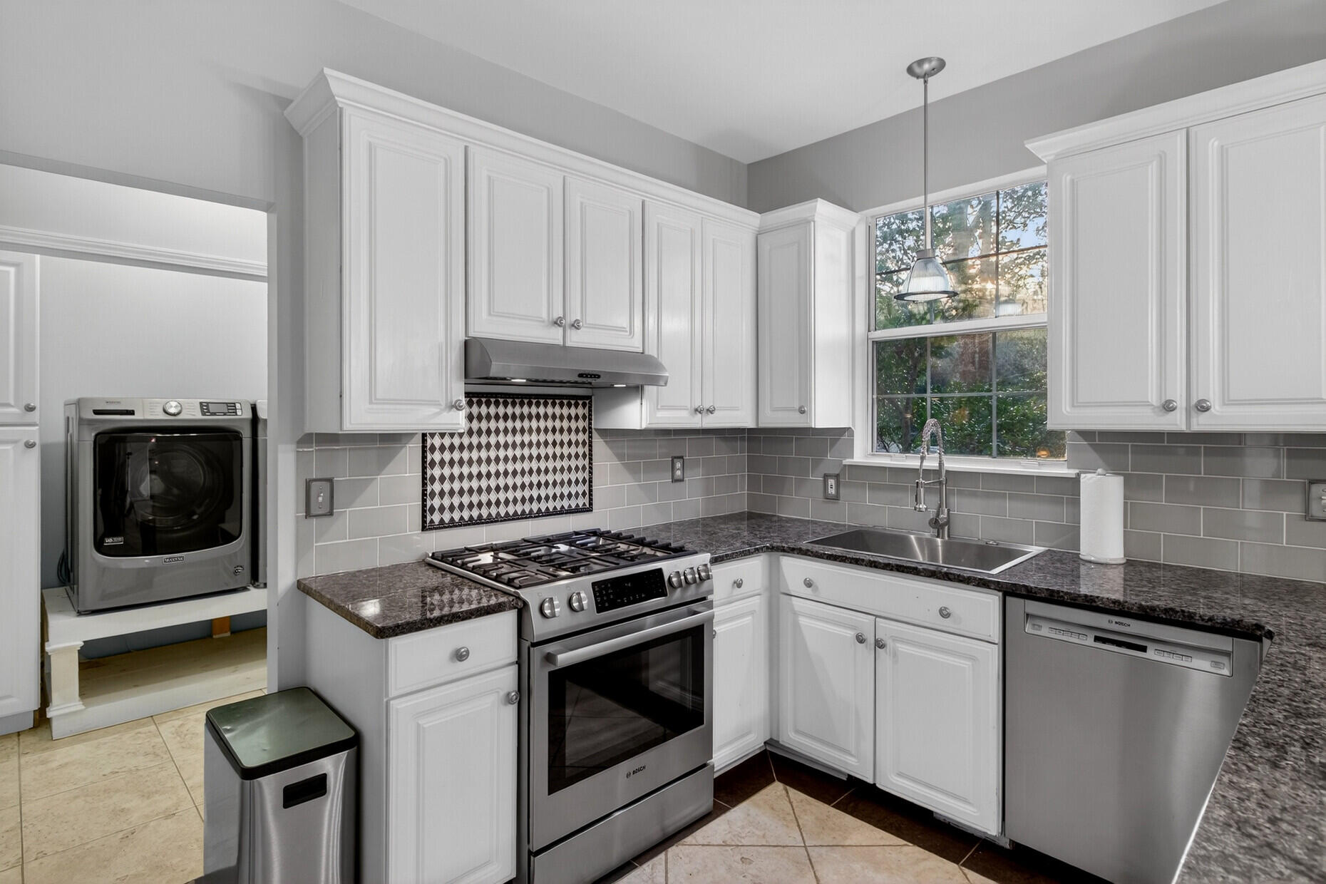 102 Old Course Road Summerville, SC 29485 - Photo 13 of 85 Gallery Image 13
