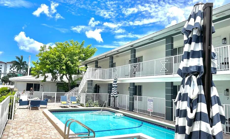 330 West Camino Real, Unit 12 Boca Raton, FL 33432 - Photo 1 of 3 330