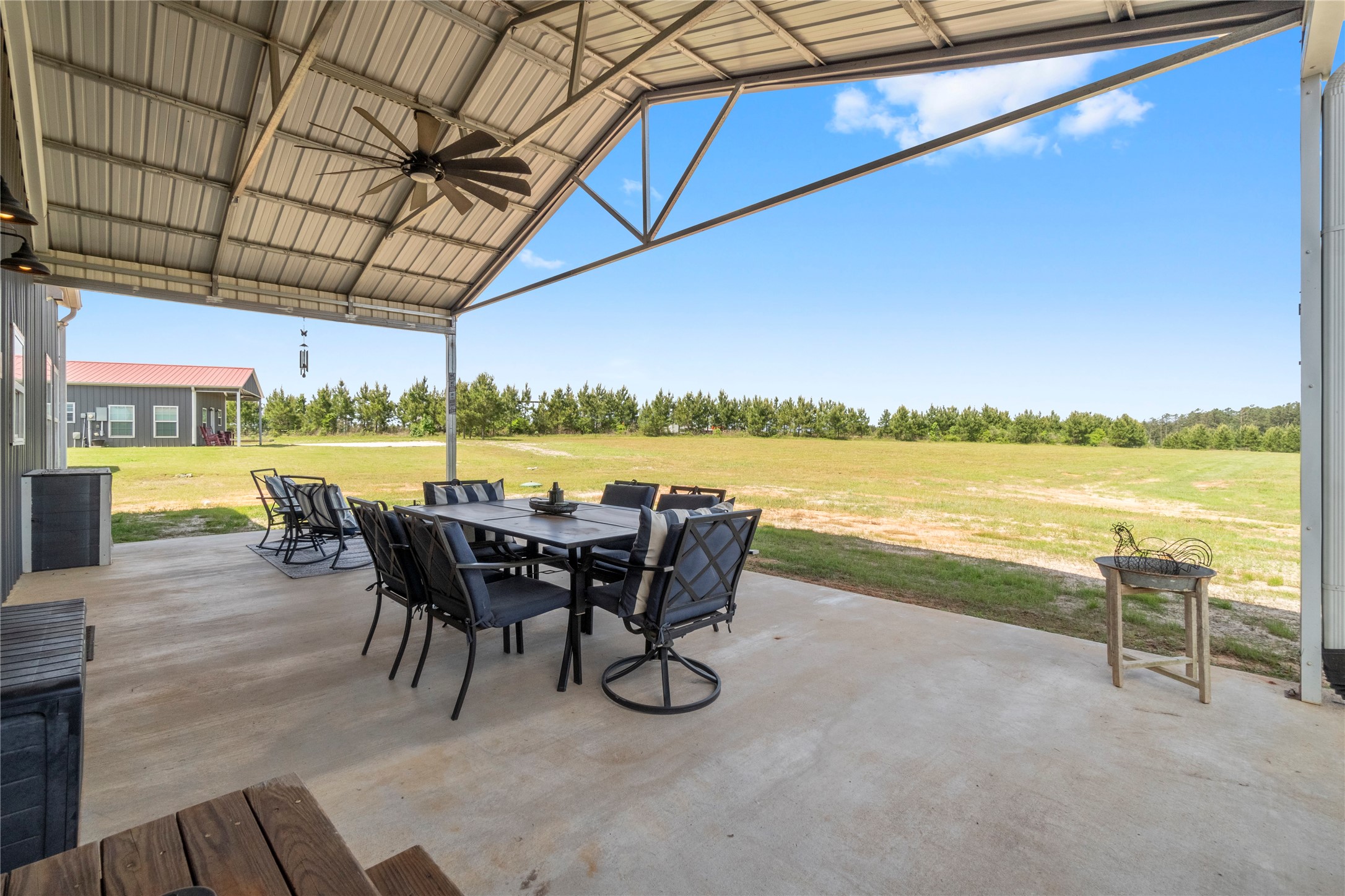 835 Stutts Hill Road Livingston, TX 77351 - Photo 26 of 50 Back Patio
