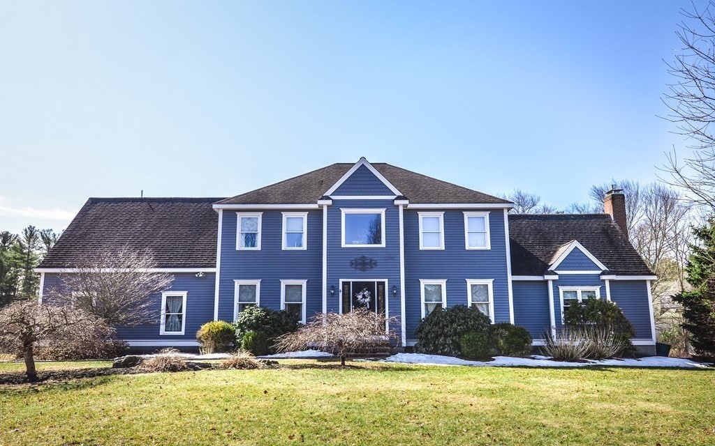 27 Brigham Road Berlin, MA 01503 - Photo 1 of 41 Gallery Image 1
