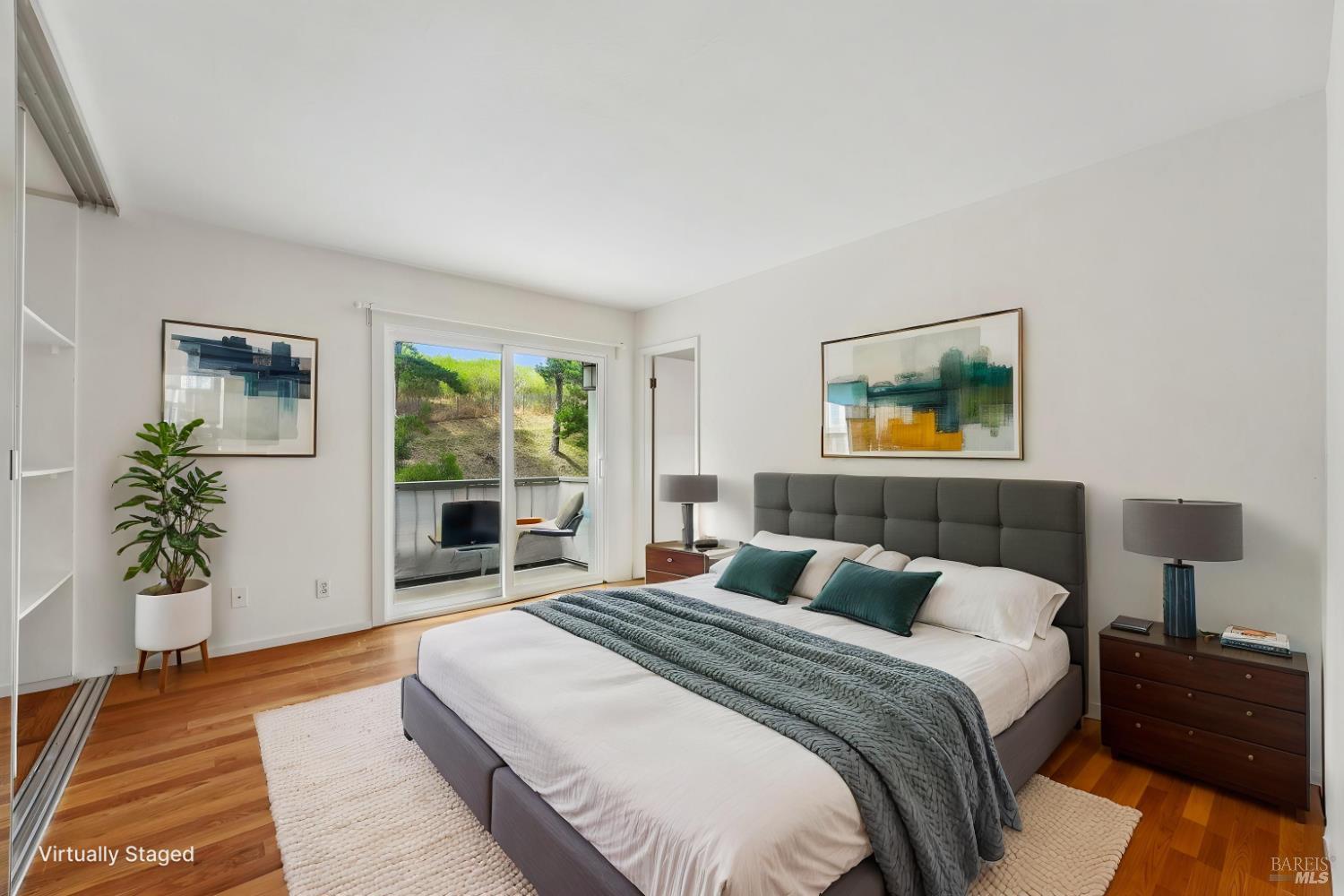 16 Anchorage Road Sausalito, CA 94965 - Photo 20 of 32