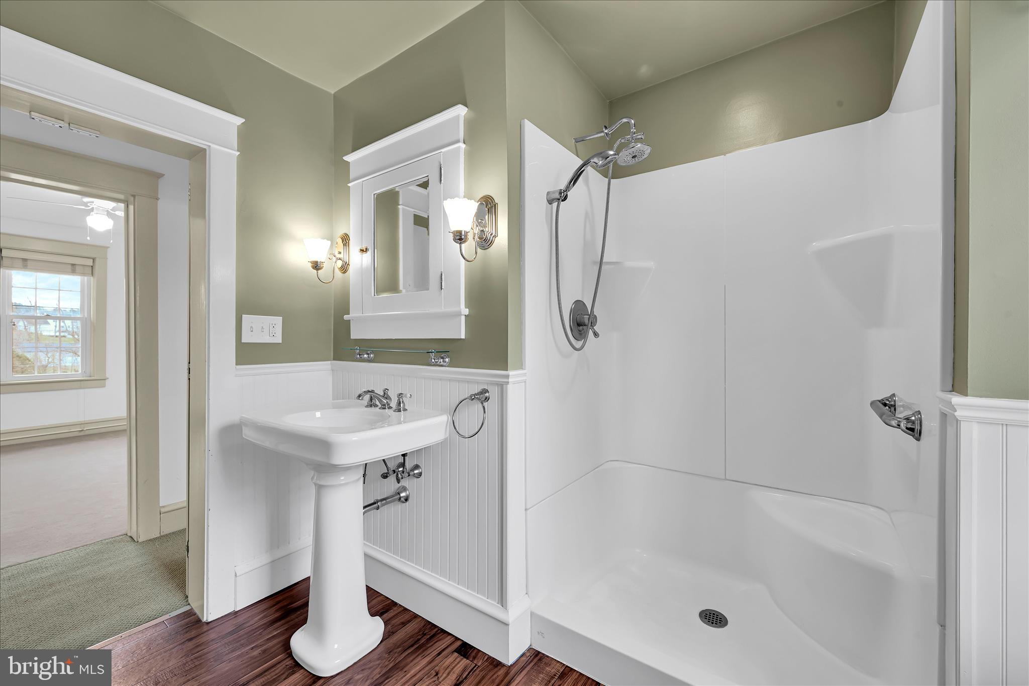 301 East Meadow Valley Road Lititz, PA 17543 - Photo 17 of 42 Bathroom