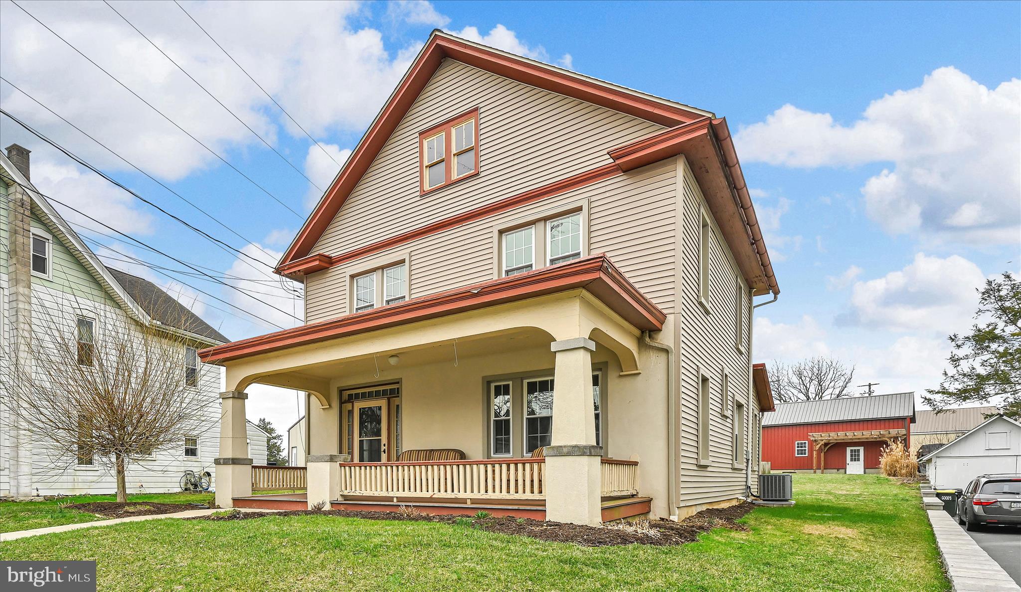 301 East Meadow Valley Road Lititz, PA 17543 - Photo 5 of 42 Exterior Front