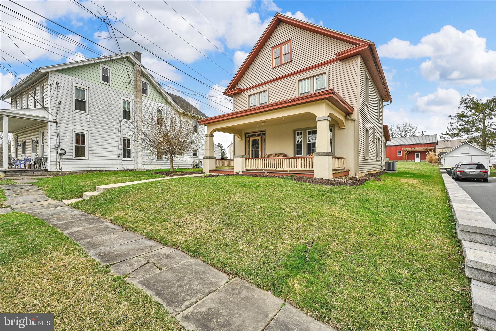 301 East Meadow Valley Road Lititz, PA 17543 - Photo 6 of 42 Exterior Front