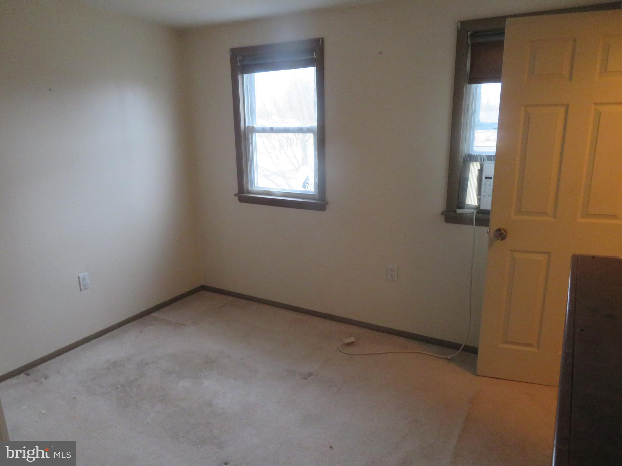 613 Manor Road Beverly, NJ 08010 - Photo 15 of 19 Gallery Image 15