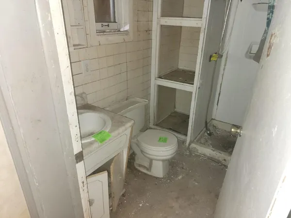 $69,900 | 10029 South Exchange Avenue, Chicago, IL 60617