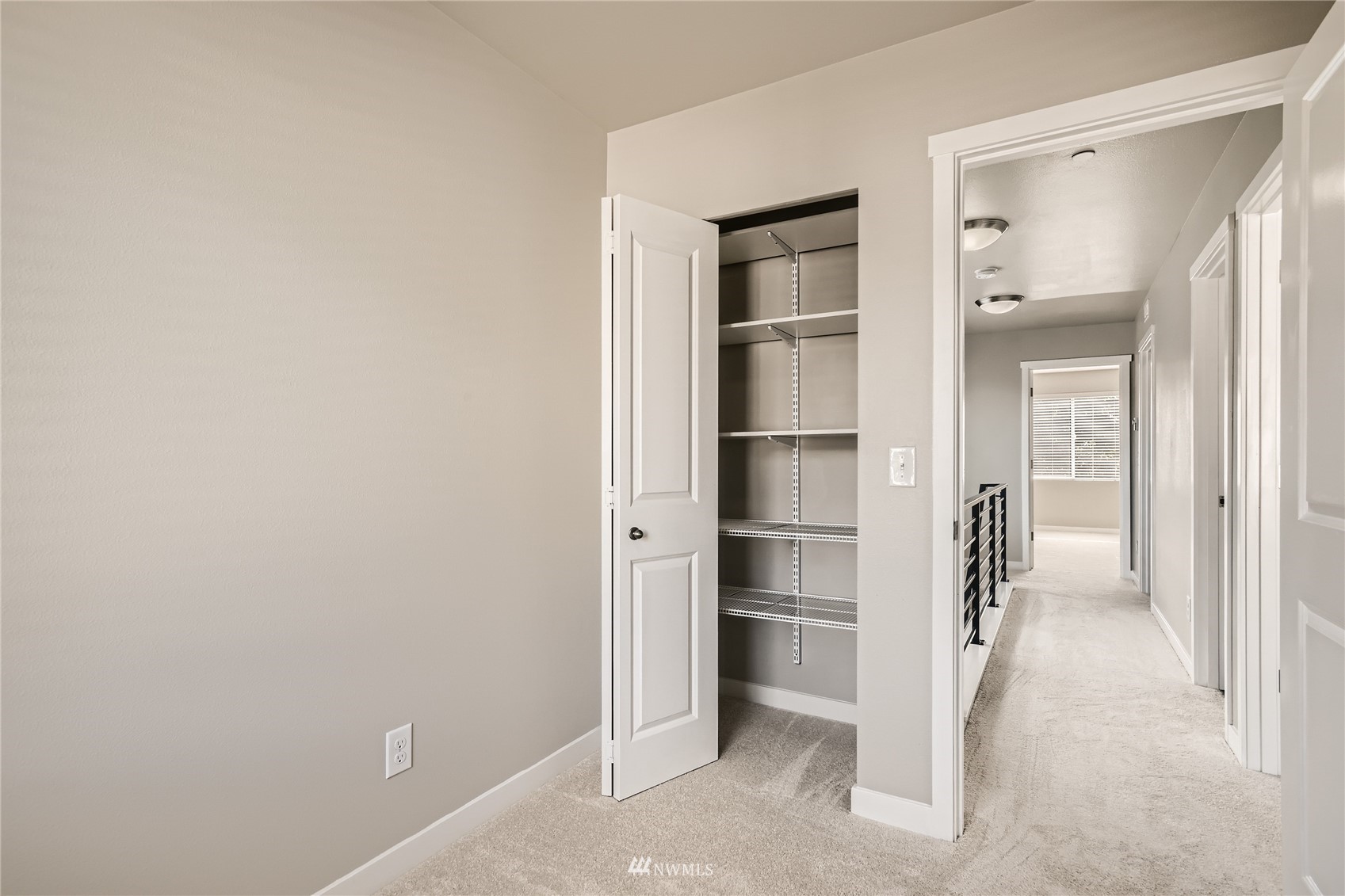 729 112th Street Southwest, Unit G1 Everett, WA 98204 - Photo 21 of 27 a view of walk in closet with empty racks