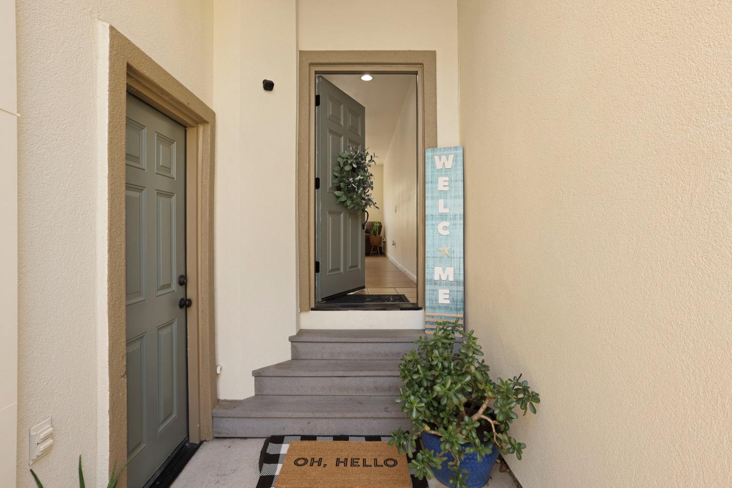 157 Bridle Point Circle Copperopolis, CA 95228 - Photo 4 of 60