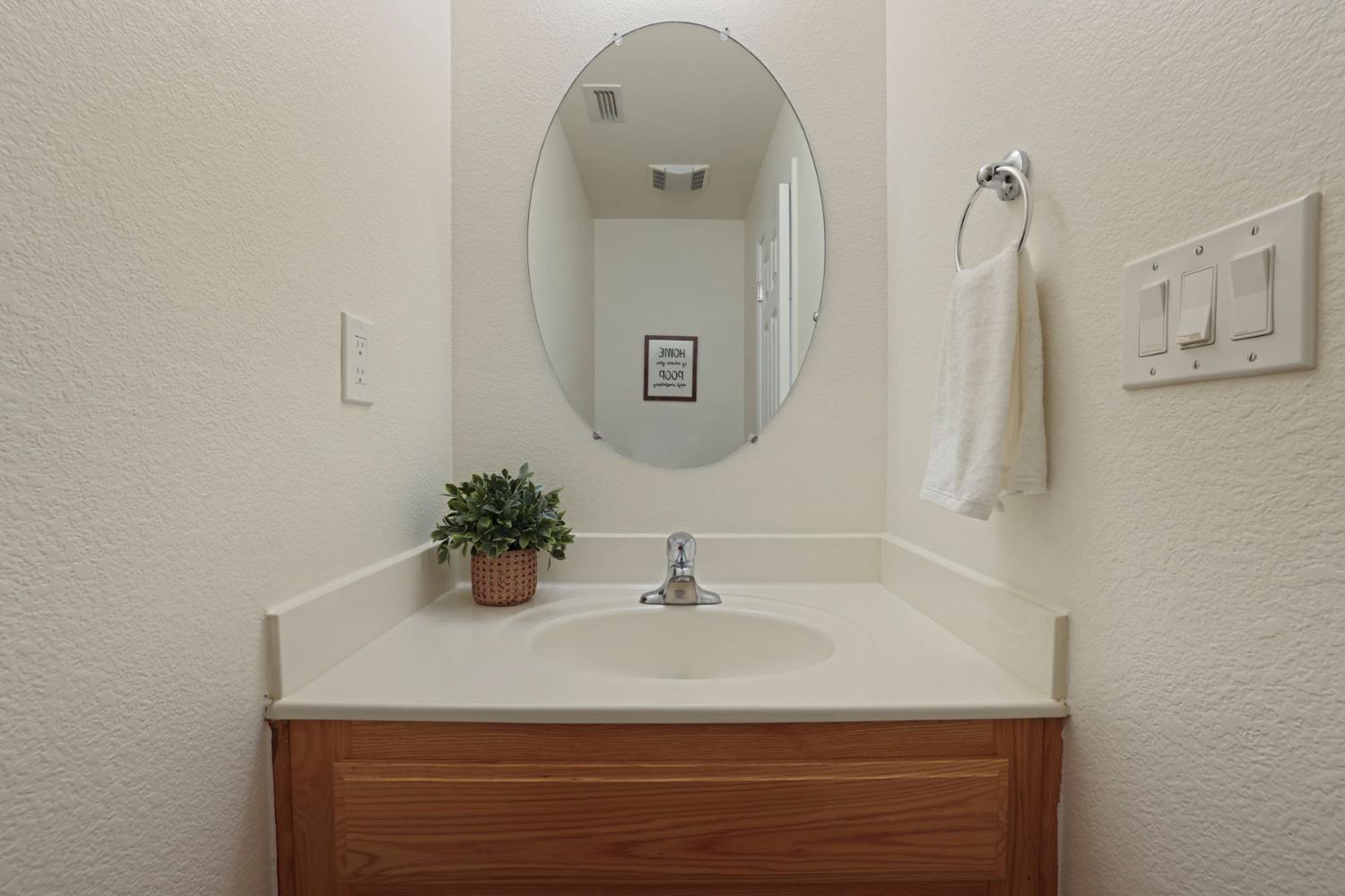 157 Bridle Point Circle Copperopolis, CA 95228 - Photo 7 of 60