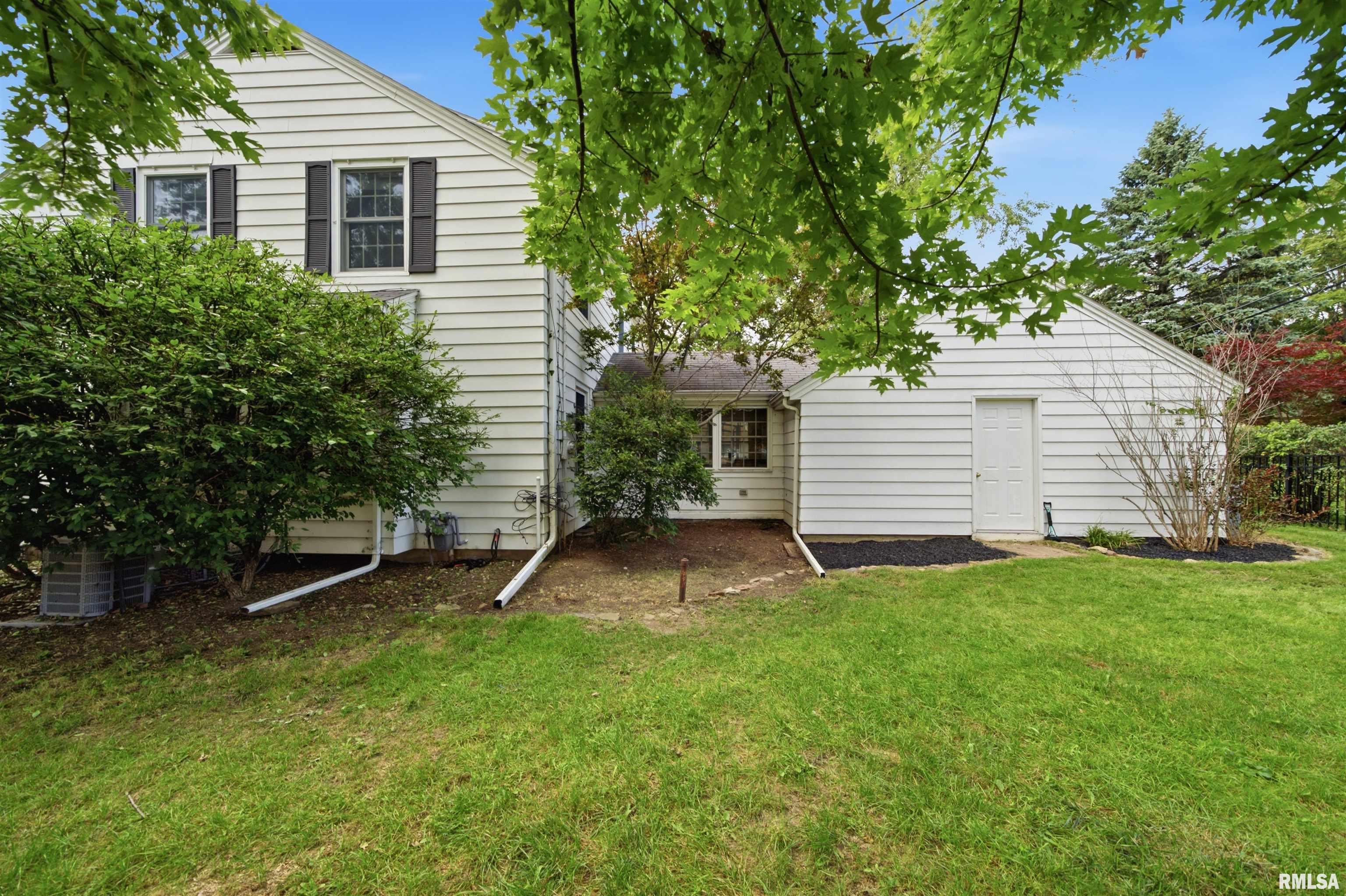231 West Ridgemont Road Peoria, IL 61614 - Photo 44 of 51 Gallery Image 44