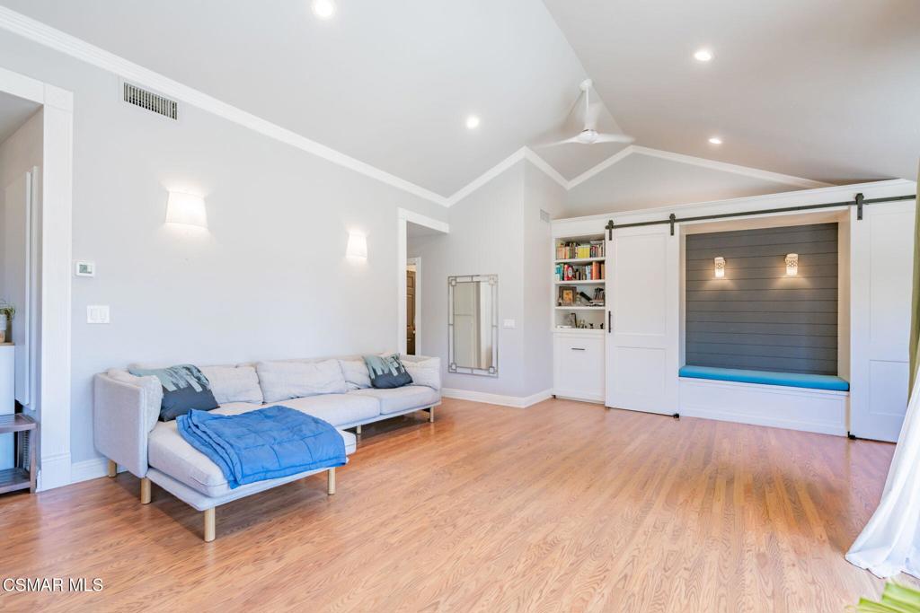 2265 Workman Avenue, Unit 6 Simi Valley, CA 93063 - Photo 6 of 22