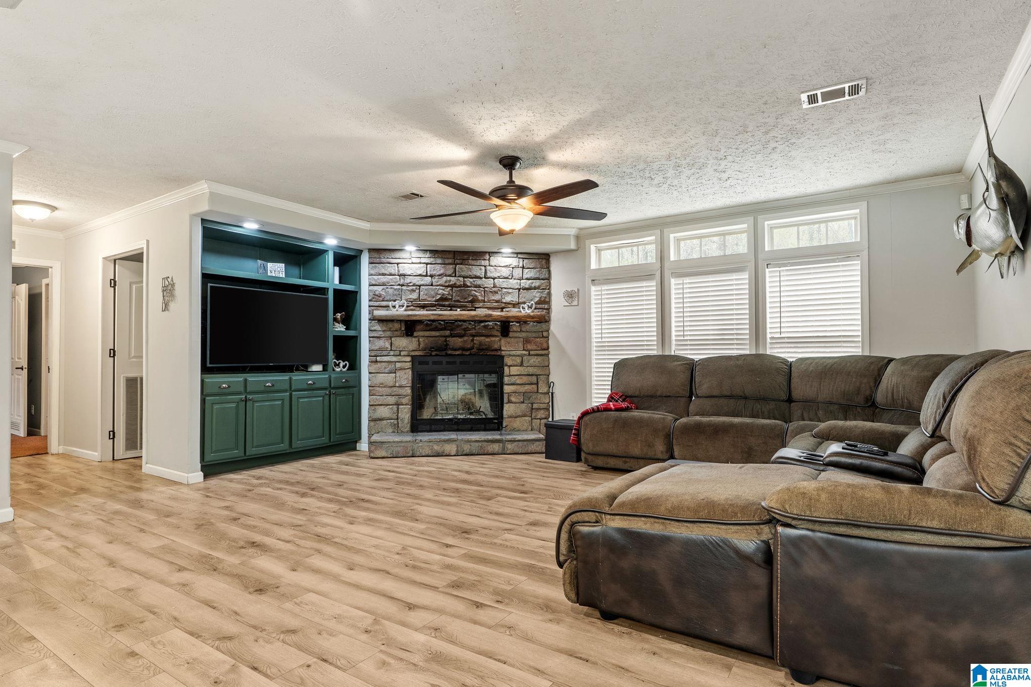 184 Maylene Lane Alabaster, AL 35114 - Photo 16 of 33