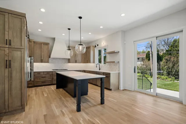 $1,850,000 | 837 Kearsage Avenue, Elmhurst, IL 60126