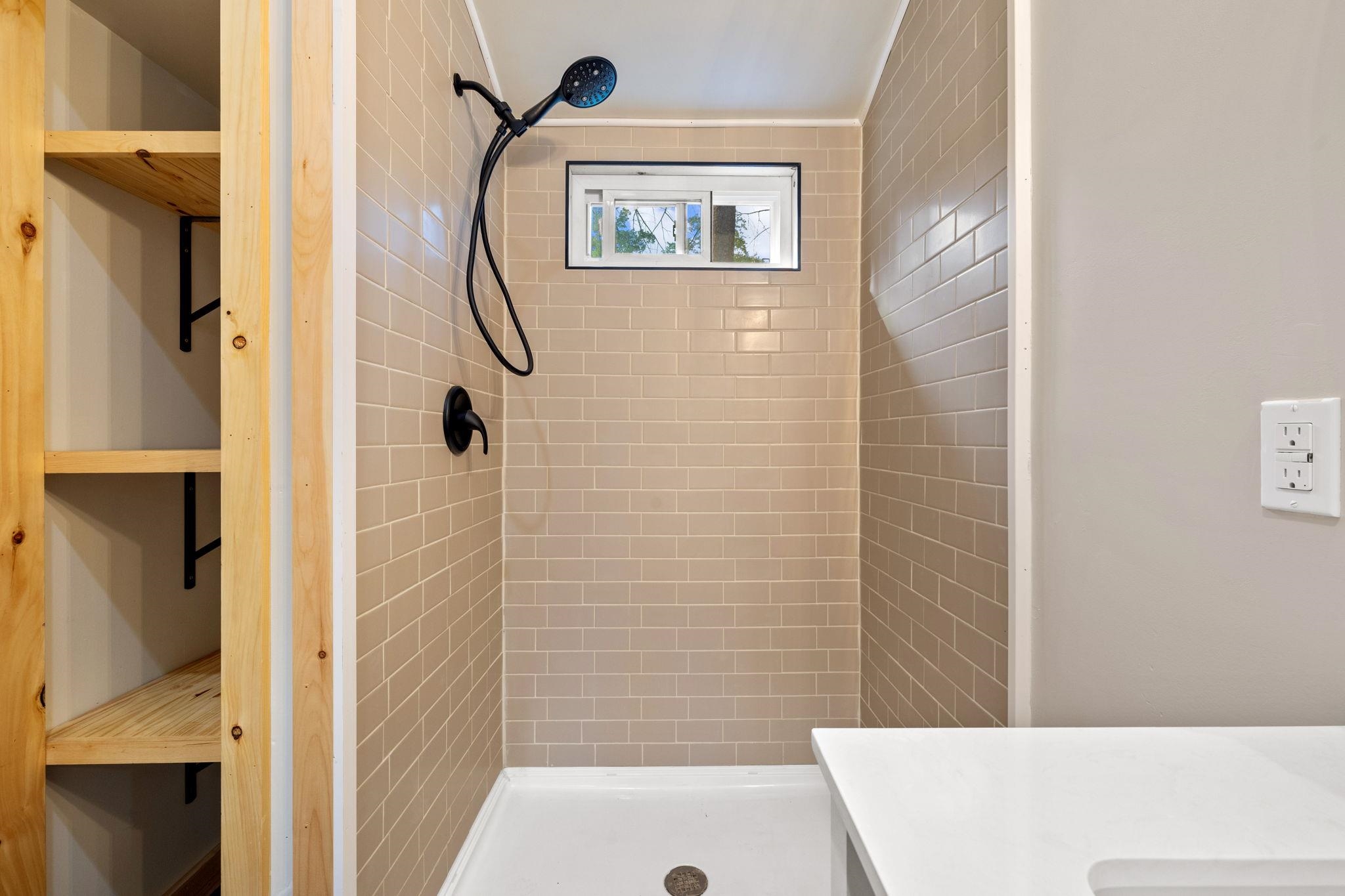 7 Ferndale Road Raymond, NH 03077 - Photo 21 of 49 Gallery Image 21